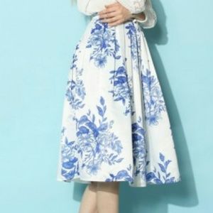 Floral Sketch Pleated Midi Skirt